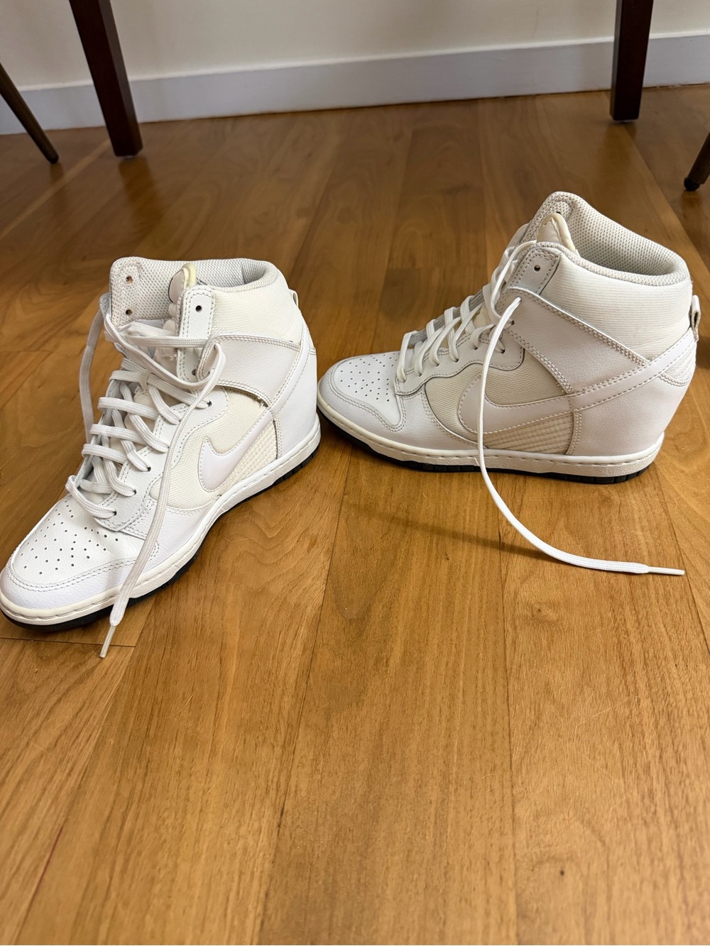 Nike Dunk Sky Hi High Essential Womens 7